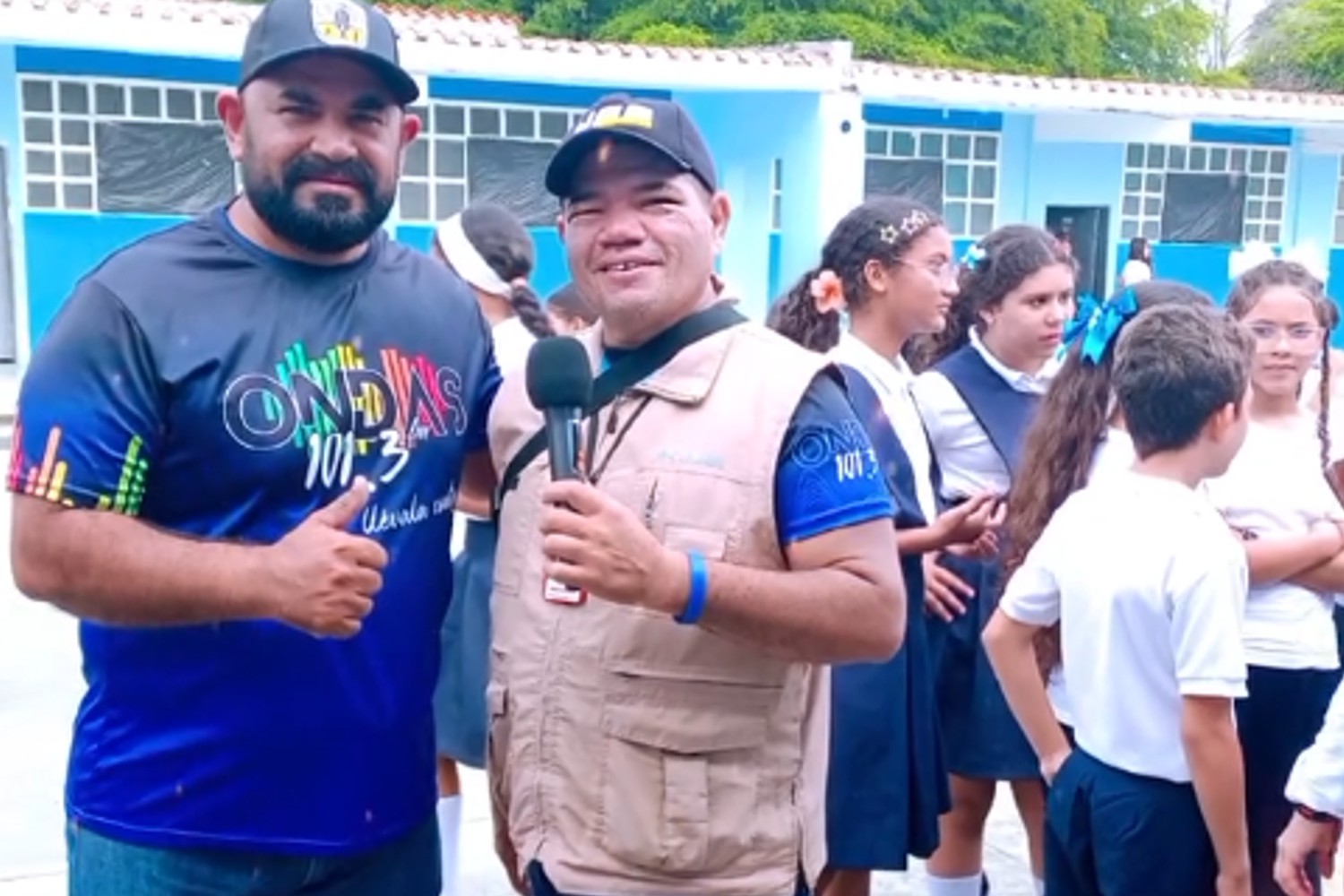 Ondas te visita...Escuela Carmelita